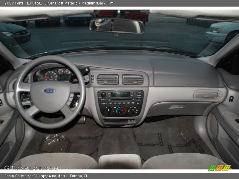 Silver Frost Metallic / Medium/Dark Flint 2007 Ford Taurus SE