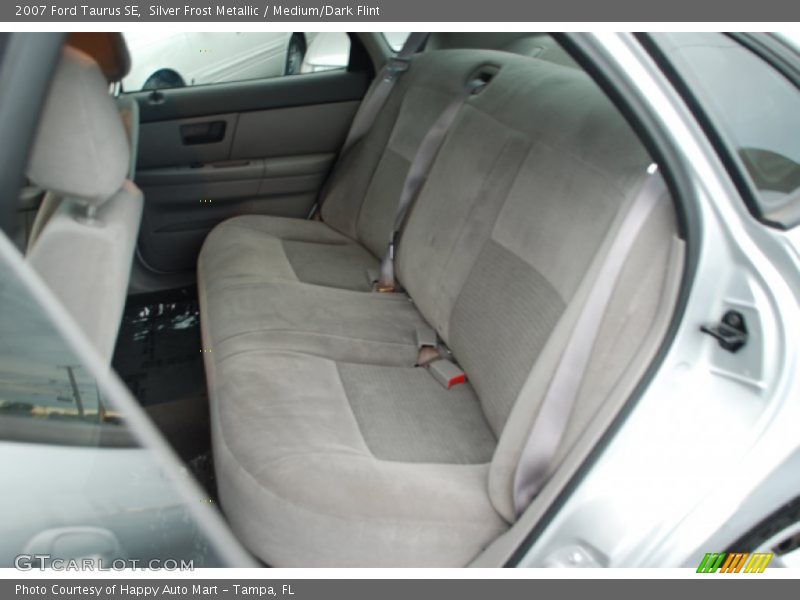 Silver Frost Metallic / Medium/Dark Flint 2007 Ford Taurus SE