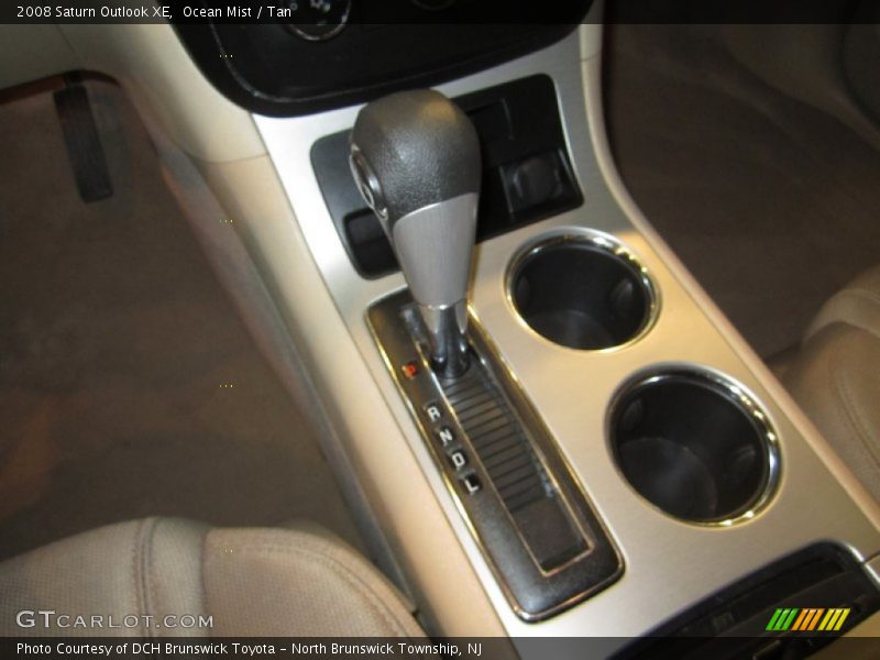 Ocean Mist / Tan 2008 Saturn Outlook XE