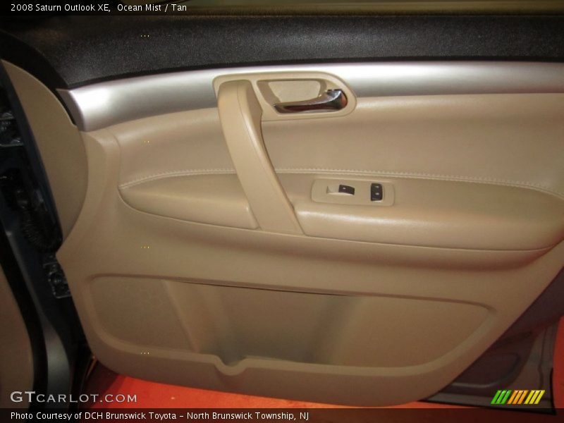 Ocean Mist / Tan 2008 Saturn Outlook XE