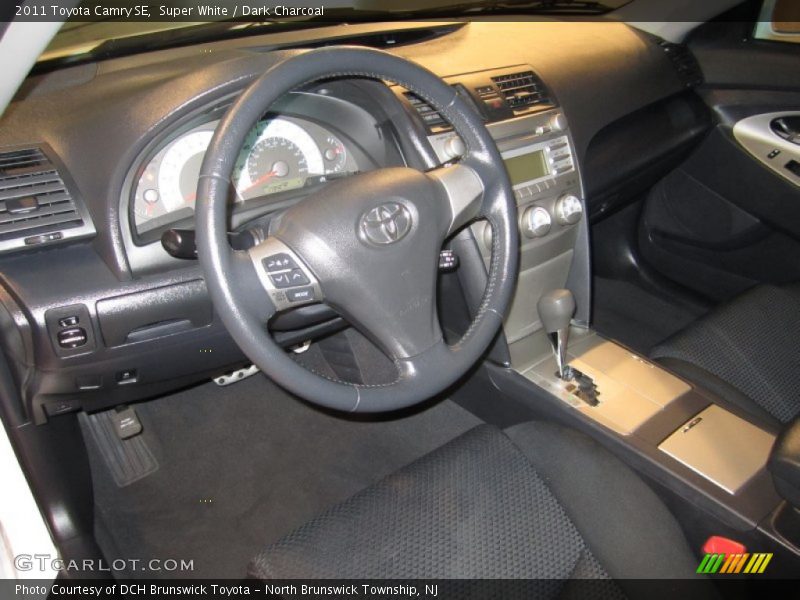 Super White / Dark Charcoal 2011 Toyota Camry SE