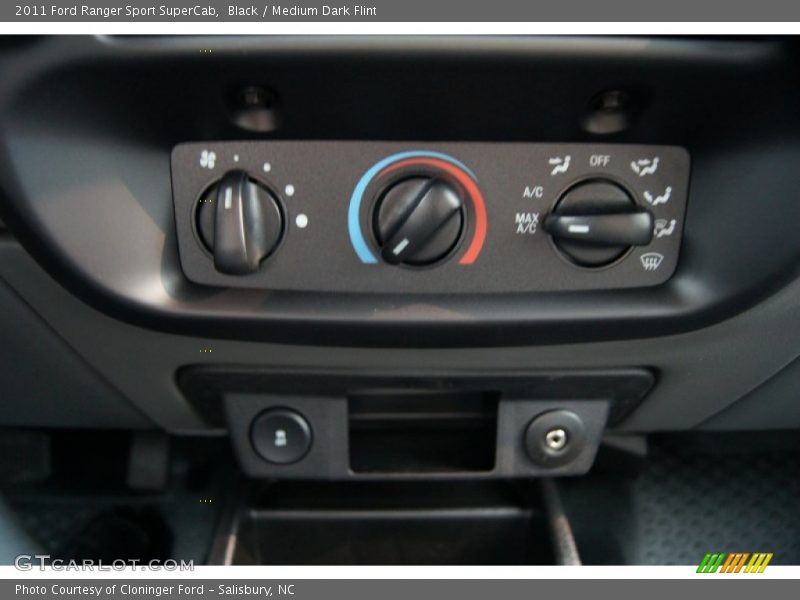 Black / Medium Dark Flint 2011 Ford Ranger Sport SuperCab