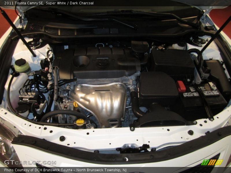 Super White / Dark Charcoal 2011 Toyota Camry SE