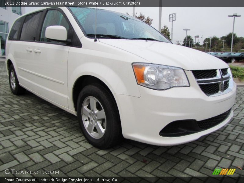 Stone White / Black/Light Graystone 2011 Dodge Grand Caravan Mainstreet