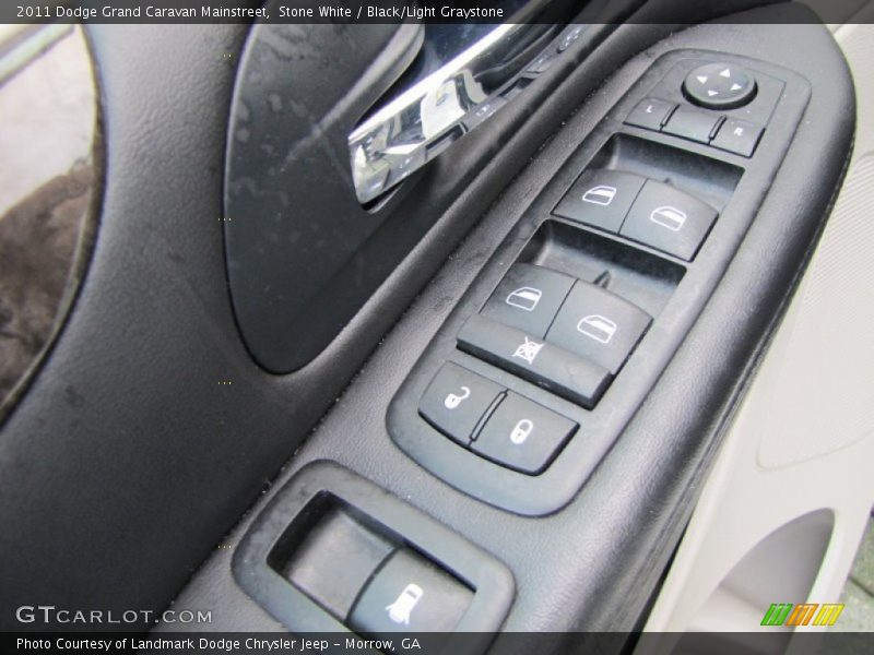 Stone White / Black/Light Graystone 2011 Dodge Grand Caravan Mainstreet