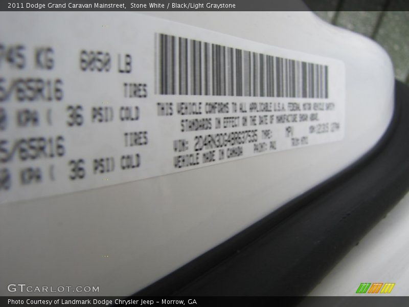 Stone White / Black/Light Graystone 2011 Dodge Grand Caravan Mainstreet