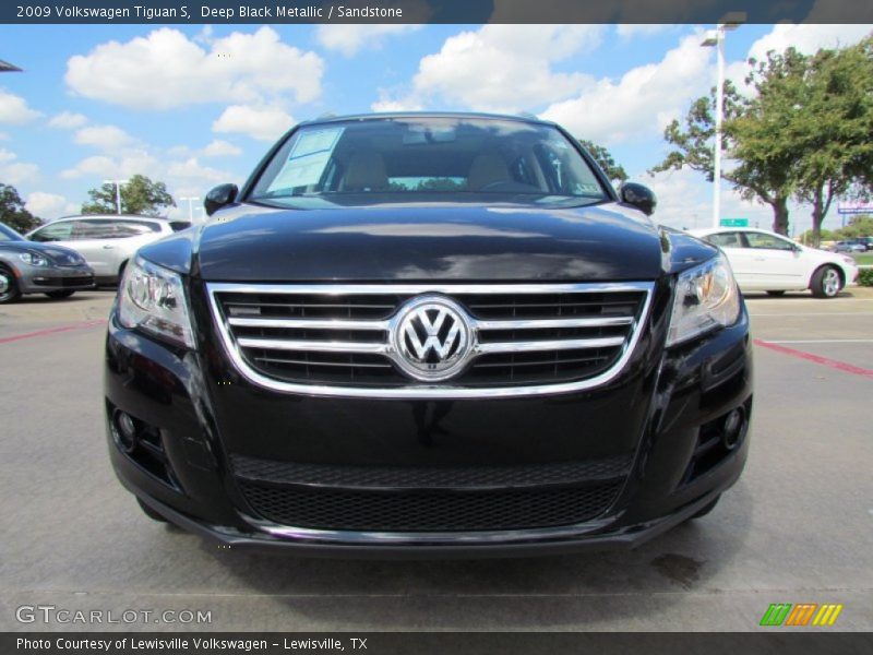 Deep Black Metallic / Sandstone 2009 Volkswagen Tiguan S