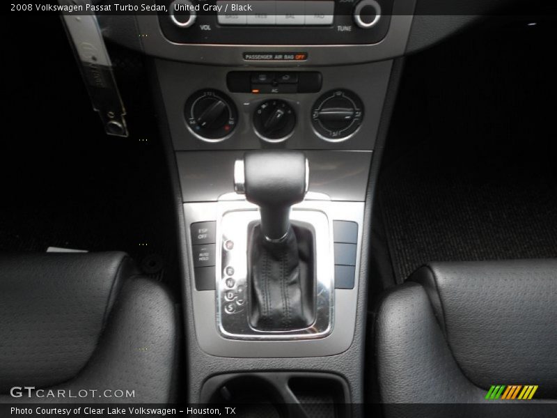 United Gray / Black 2008 Volkswagen Passat Turbo Sedan