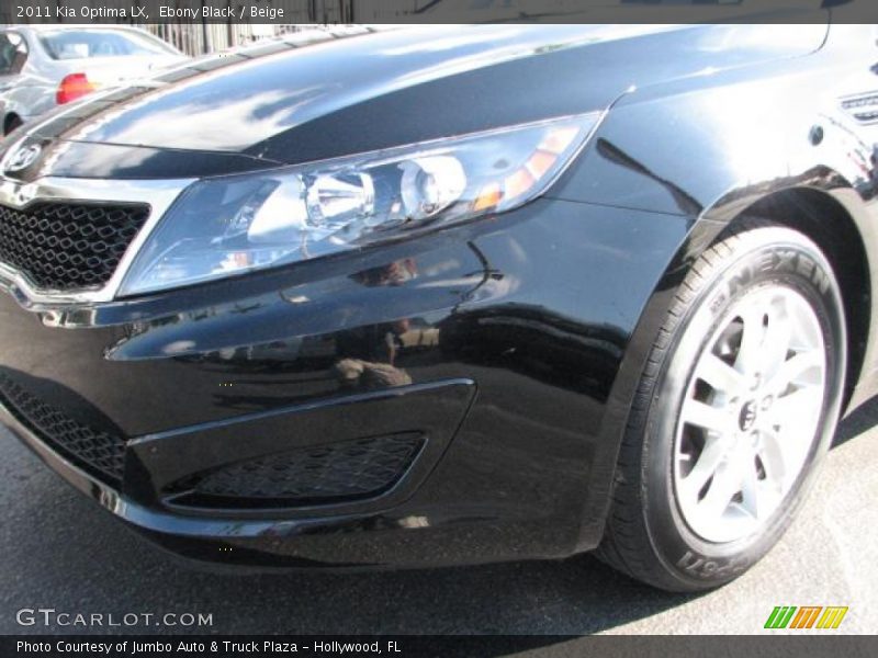 Ebony Black / Beige 2011 Kia Optima LX