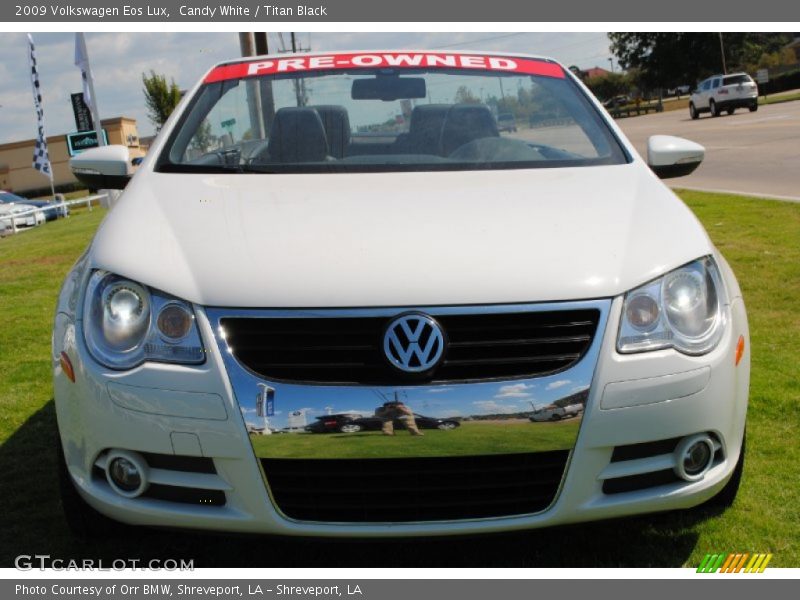 Candy White / Titan Black 2009 Volkswagen Eos Lux