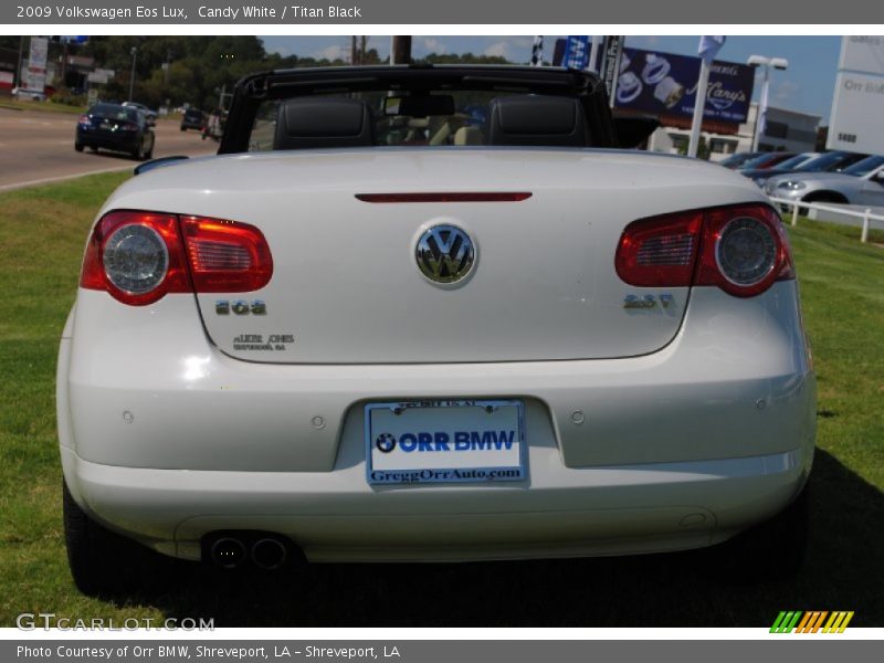 Candy White / Titan Black 2009 Volkswagen Eos Lux