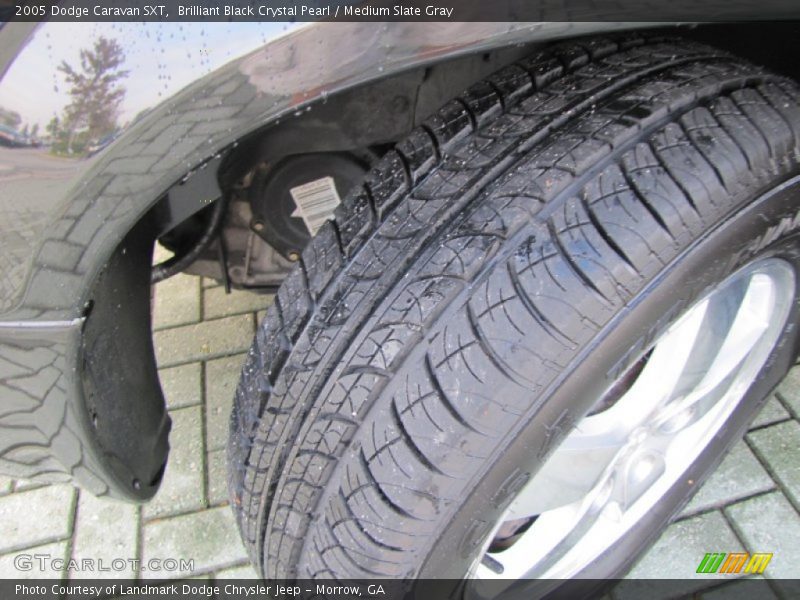 Brilliant Black Crystal Pearl / Medium Slate Gray 2005 Dodge Caravan SXT
