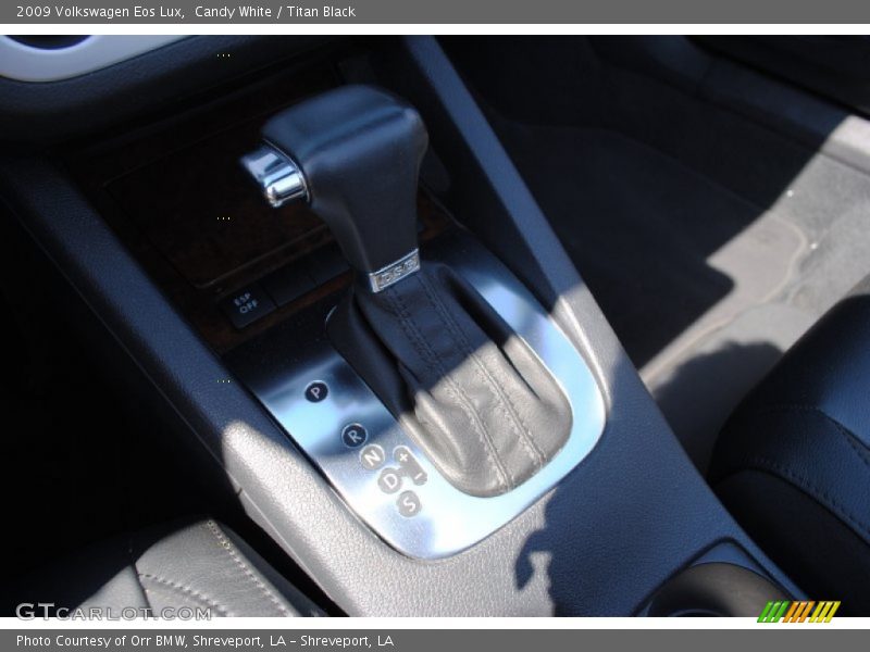 Candy White / Titan Black 2009 Volkswagen Eos Lux