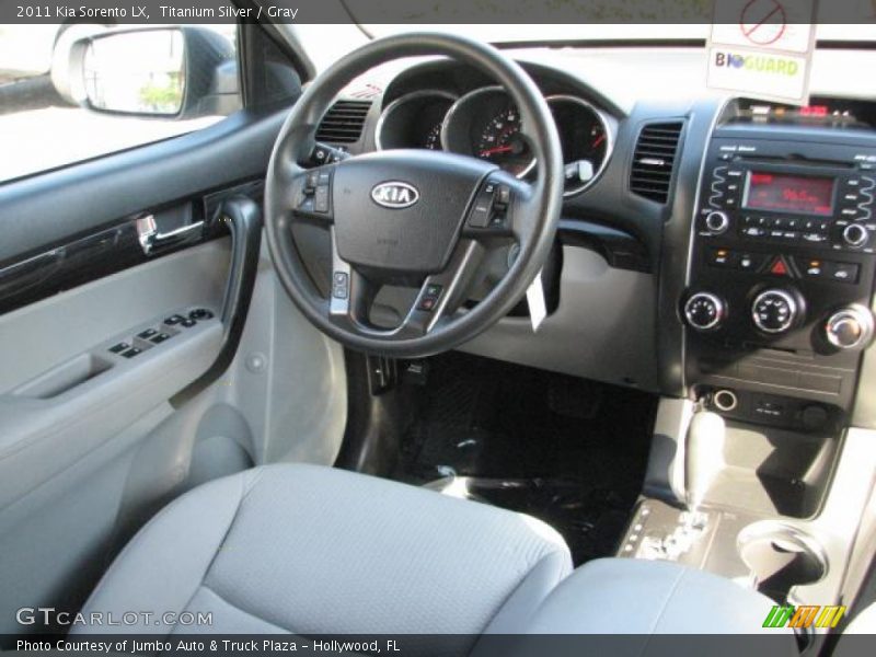 Titanium Silver / Gray 2011 Kia Sorento LX