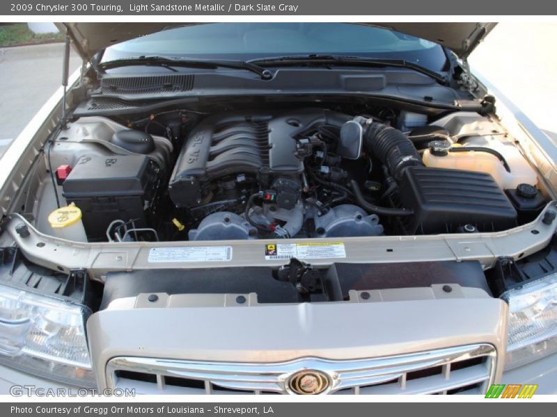 Light Sandstone Metallic / Dark Slate Gray 2009 Chrysler 300 Touring