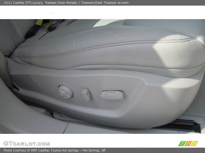 Radiant Silver Metallic / Titanium/Dark Titanium Accents 2011 Cadillac DTS Luxury