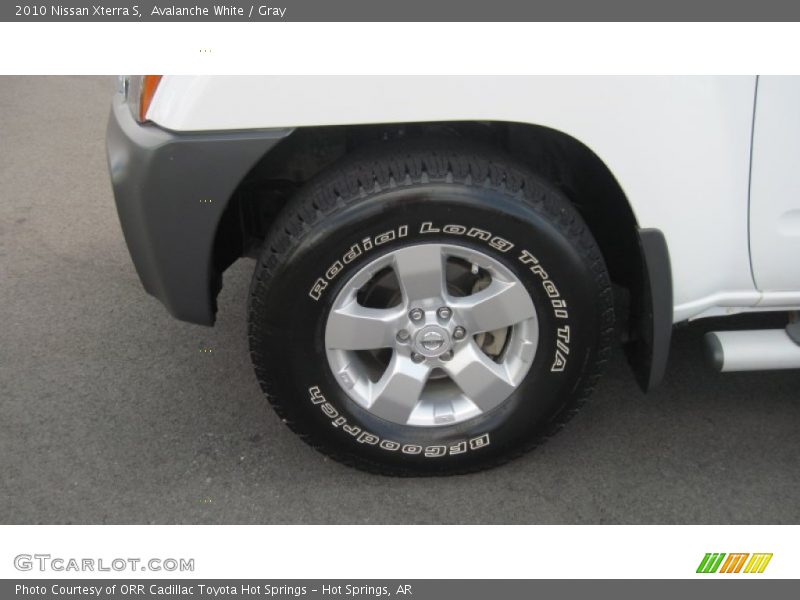 Avalanche White / Gray 2010 Nissan Xterra S