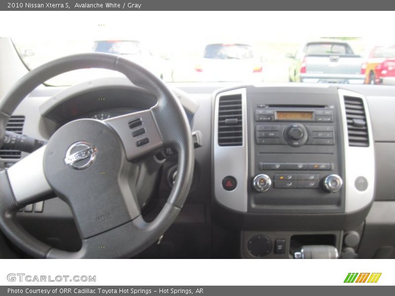 Avalanche White / Gray 2010 Nissan Xterra S