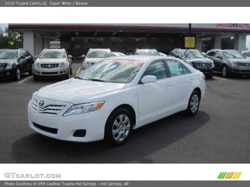 Super White / Bisque 2010 Toyota Camry LE