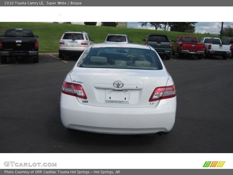 Super White / Bisque 2010 Toyota Camry LE