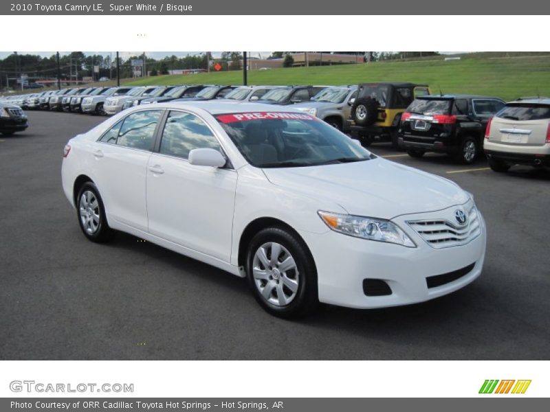 Super White / Bisque 2010 Toyota Camry LE