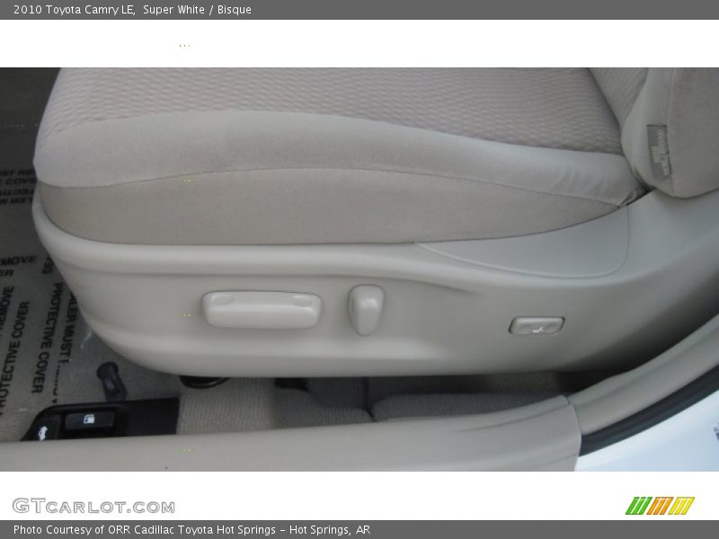 Super White / Bisque 2010 Toyota Camry LE