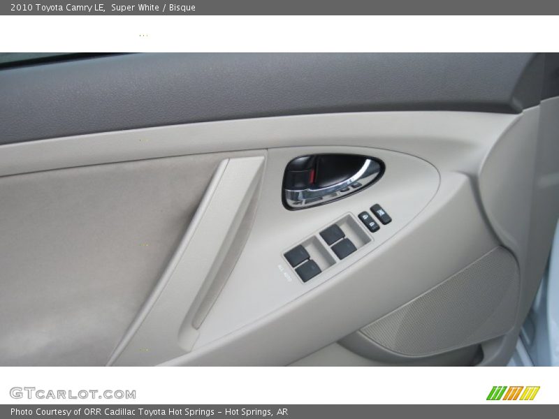 Super White / Bisque 2010 Toyota Camry LE