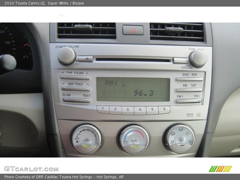 Super White / Bisque 2010 Toyota Camry LE