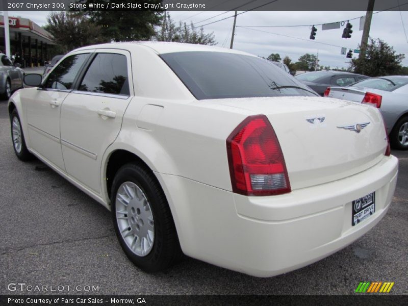 Stone White / Dark Slate Gray/Light Graystone 2007 Chrysler 300
