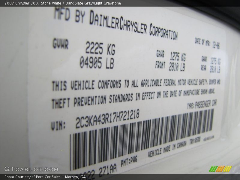 Stone White / Dark Slate Gray/Light Graystone 2007 Chrysler 300