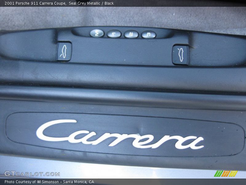  2001 911 Carrera Coupe Logo