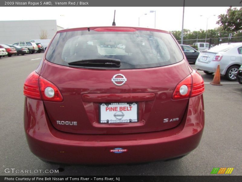 Venom Red / Black 2009 Nissan Rogue S AWD