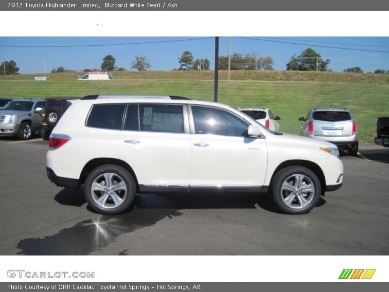 Blizzard White Pearl / Ash 2012 Toyota Highlander Limited