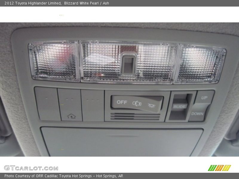 Blizzard White Pearl / Ash 2012 Toyota Highlander Limited