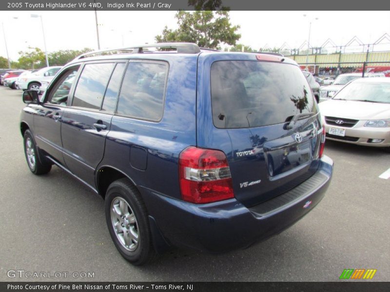 Indigo Ink Pearl / Gray 2005 Toyota Highlander V6 4WD