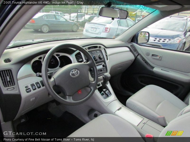 Indigo Ink Pearl / Gray 2005 Toyota Highlander V6 4WD