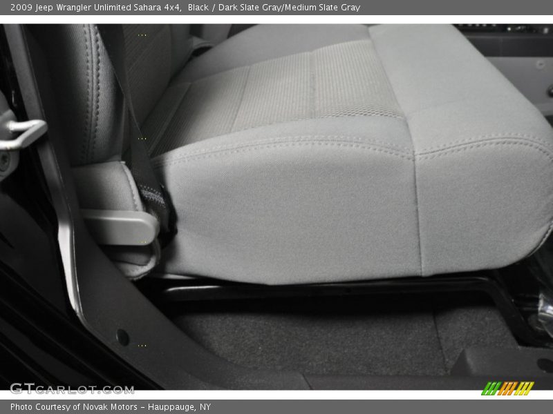 Black / Dark Slate Gray/Medium Slate Gray 2009 Jeep Wrangler Unlimited Sahara 4x4
