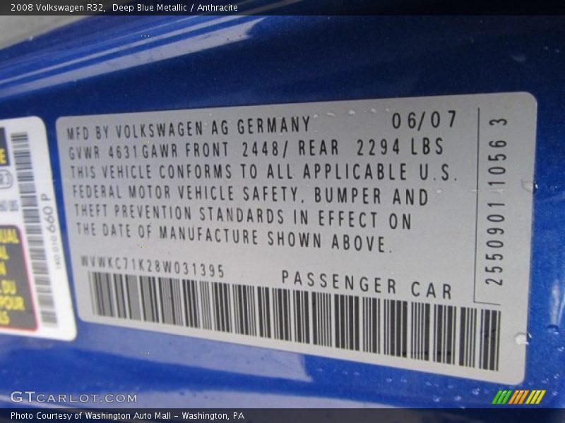 Deep Blue Metallic / Anthracite 2008 Volkswagen R32