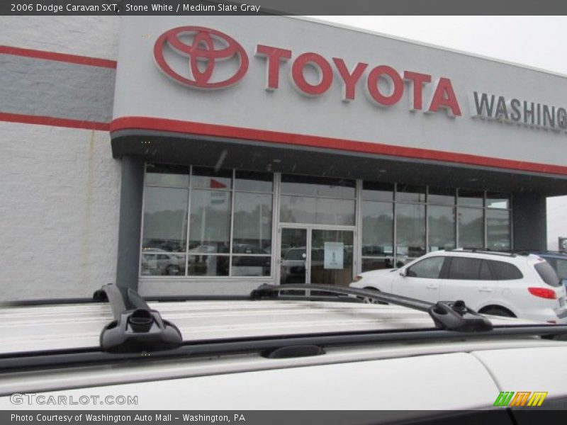 Stone White / Medium Slate Gray 2006 Dodge Caravan SXT