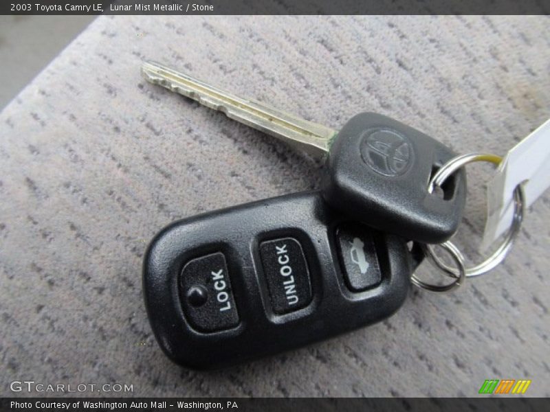 Keys of 2003 Camry LE