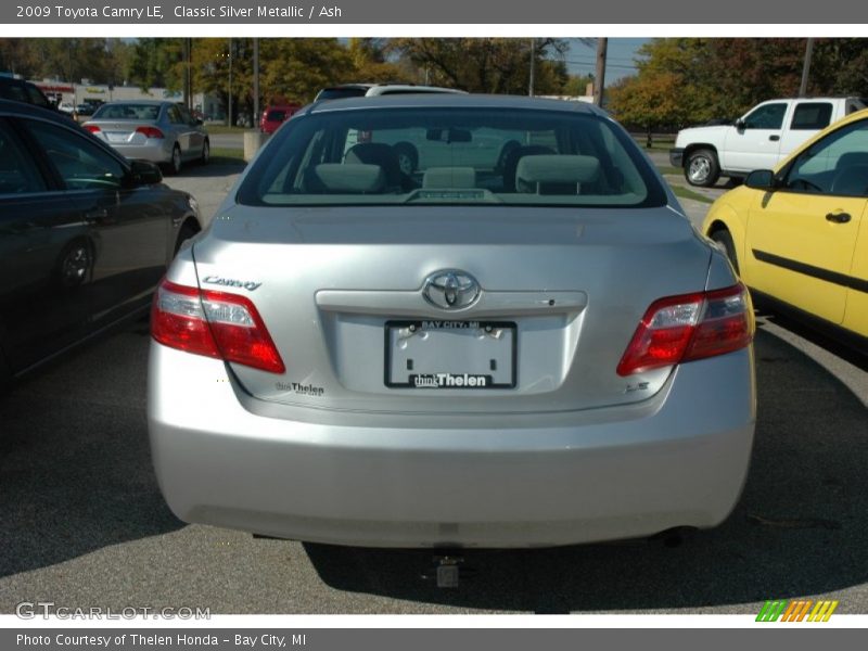Classic Silver Metallic / Ash 2009 Toyota Camry LE
