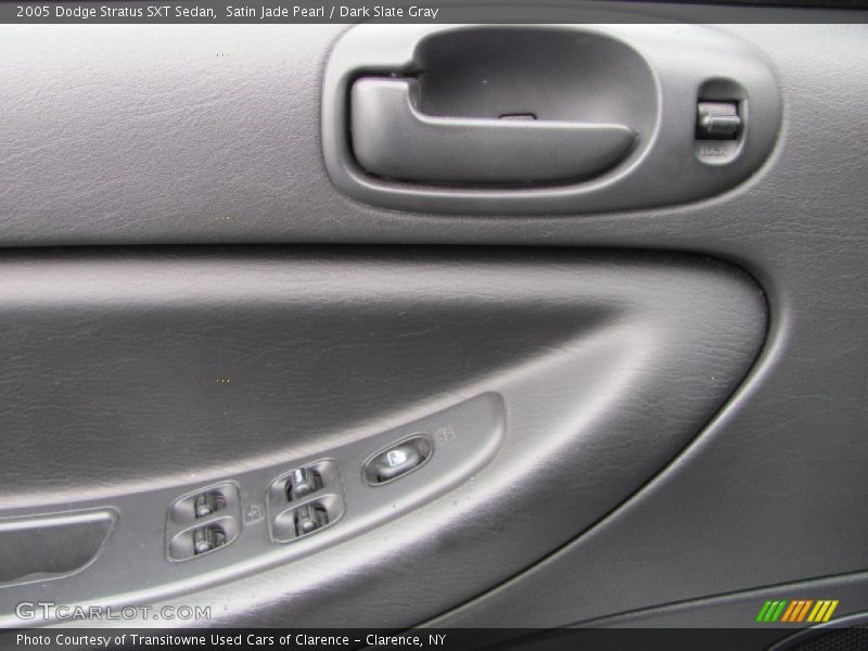 Satin Jade Pearl / Dark Slate Gray 2005 Dodge Stratus SXT Sedan
