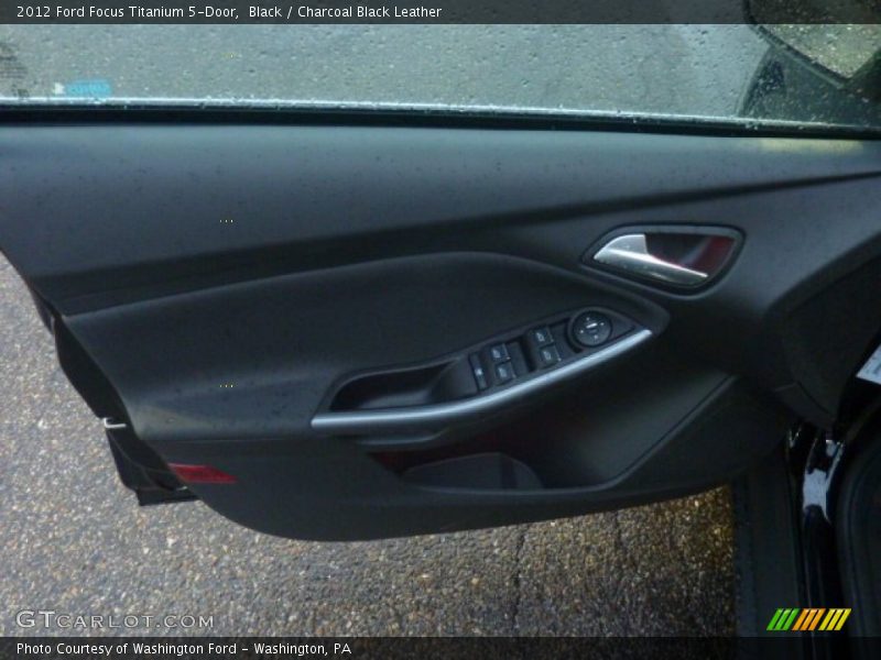 Black / Charcoal Black Leather 2012 Ford Focus Titanium 5-Door