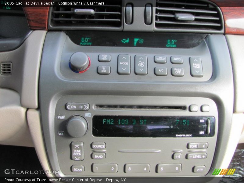 Cotillion White / Cashmere 2005 Cadillac DeVille Sedan