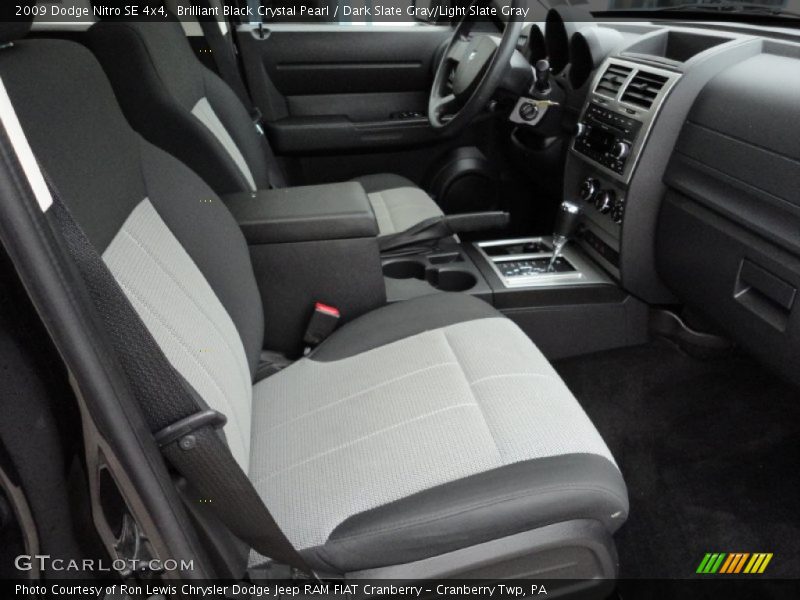 Brilliant Black Crystal Pearl / Dark Slate Gray/Light Slate Gray 2009 Dodge Nitro SE 4x4