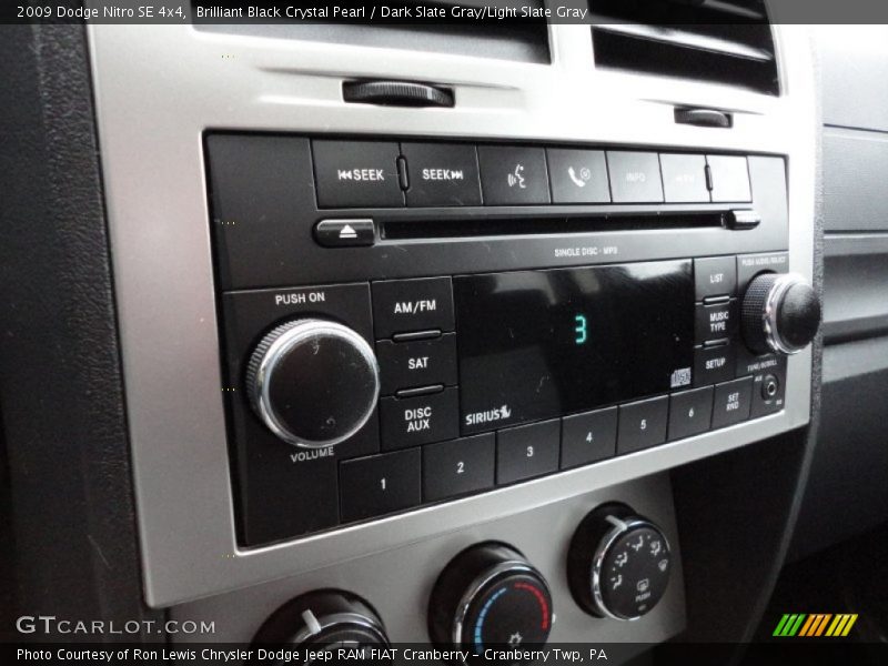 Brilliant Black Crystal Pearl / Dark Slate Gray/Light Slate Gray 2009 Dodge Nitro SE 4x4