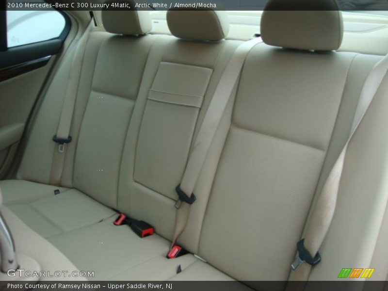 Arctic White / Almond/Mocha 2010 Mercedes-Benz C 300 Luxury 4Matic
