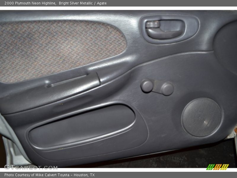 Bright Silver Metallic / Agate 2000 Plymouth Neon Highline