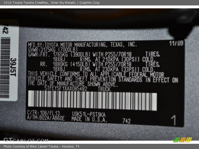 Silver Sky Metallic / Graphite Gray 2010 Toyota Tundra CrewMax