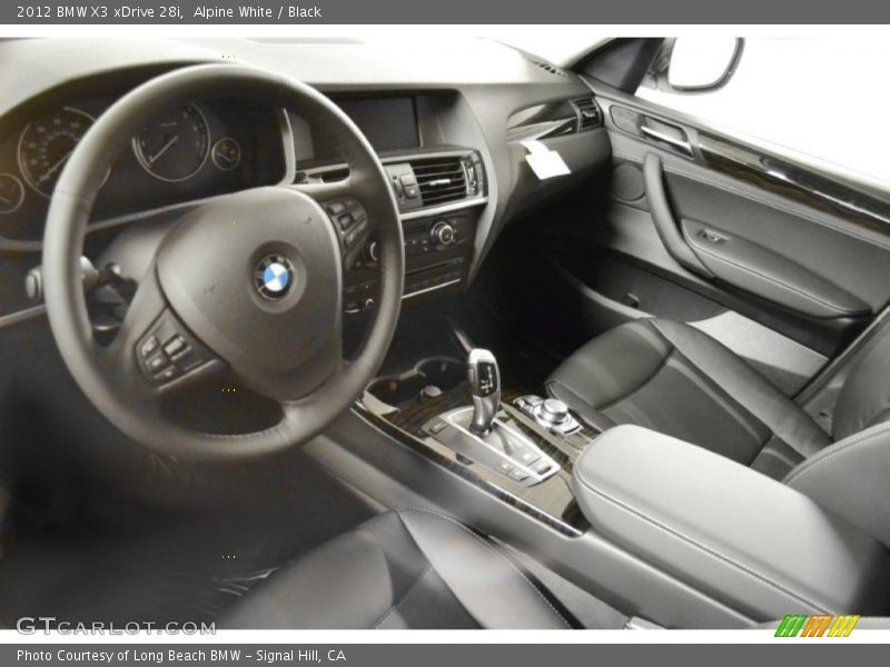 Dashboard of 2012 X3 xDrive 28i